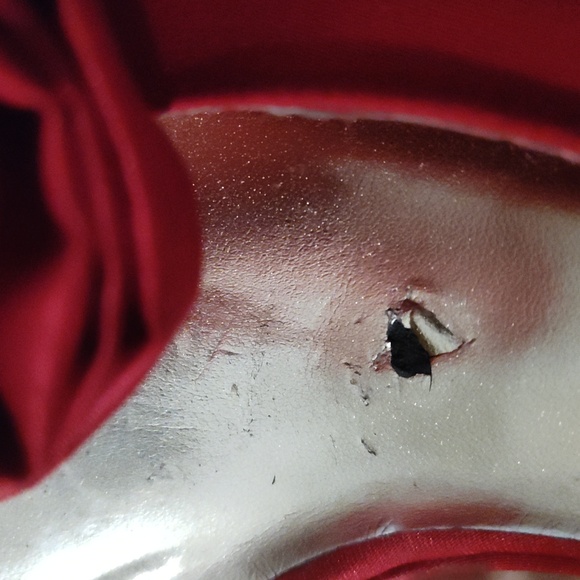 Bakers Red High Heels 👠😍 with Rose Accent Size 8 - Picture 12 of 16